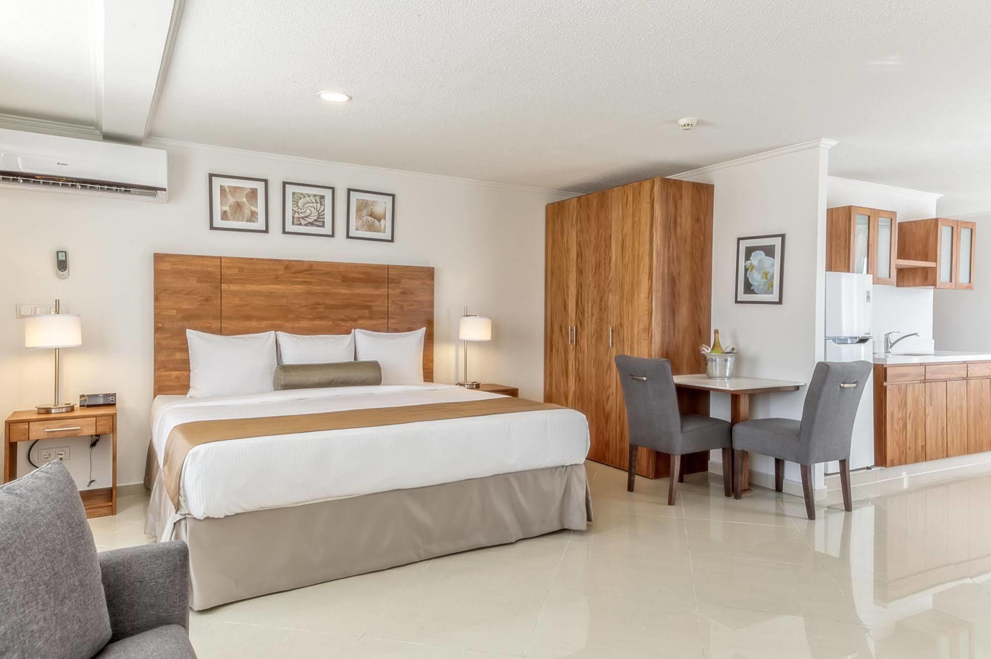 City Suites & Beach Hotel Willemstad Ngoại thất bức ảnh